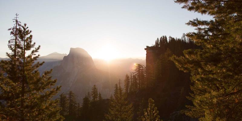 嘉泽乐研发团队：揭秘彩妆与护肤背后的科学力量，如何重塑你的美丽体验